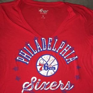 Short sleeve 76ers tshirt
